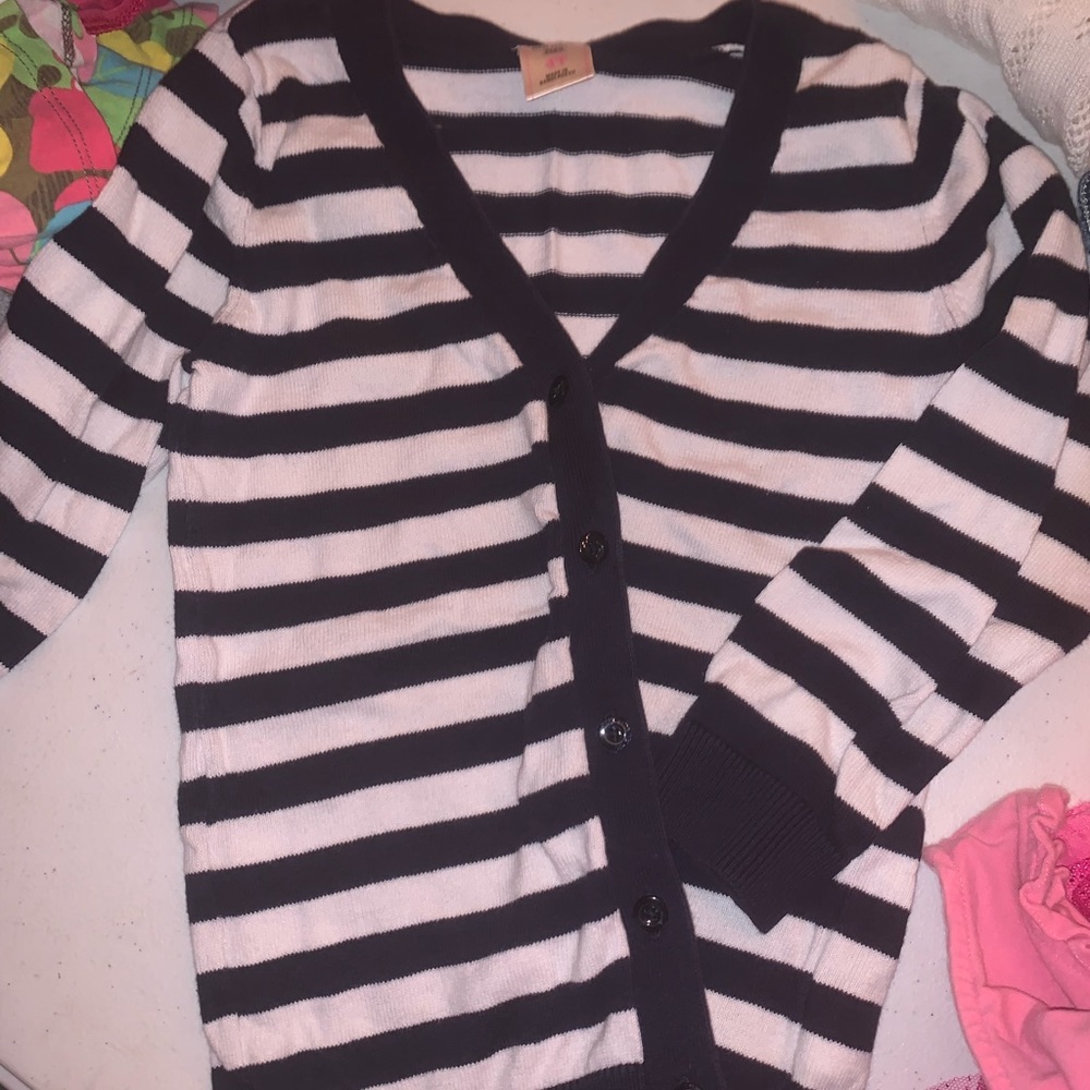 4t cardigan